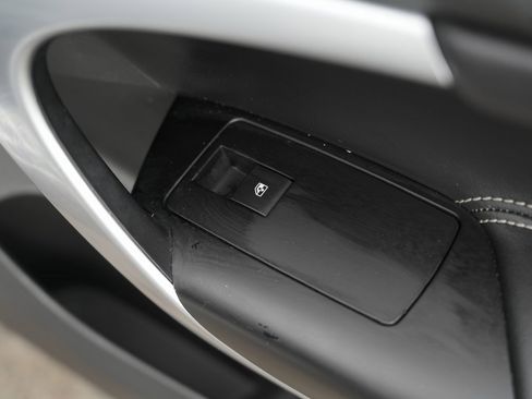 Used 2017 Buick Regal GS w/ Driver Confidence Package #2 image 36