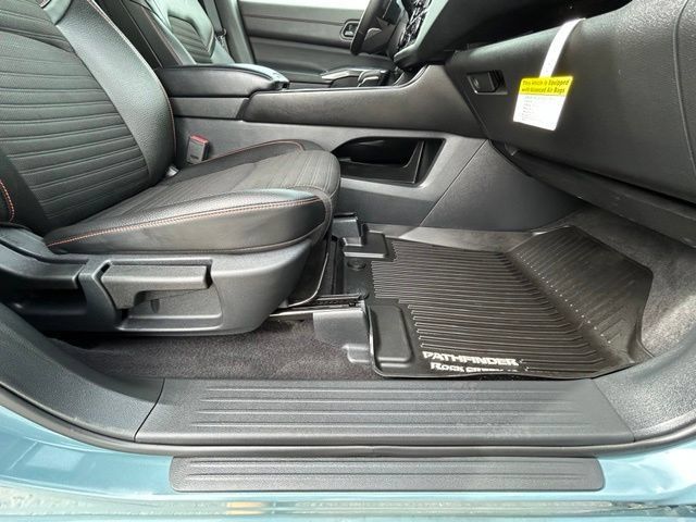 Certified 2026 Nissan Pathfinder Rock Creek AWD/4WD image 34