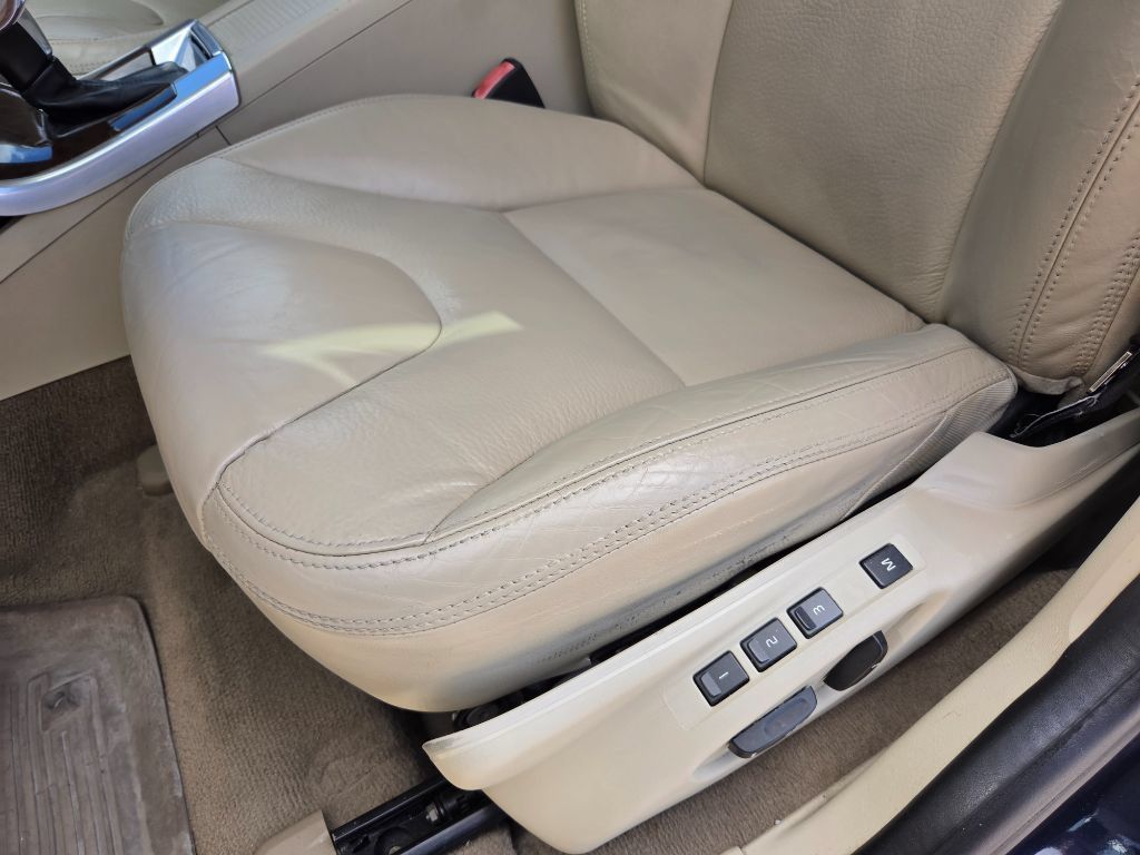 Used 2013 Volvo XC60 T6 AWD/4WD image 20