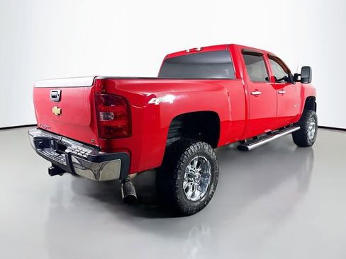 Used 2010 Chevrolet Silverado 2500 LT AWD/4WD image 6