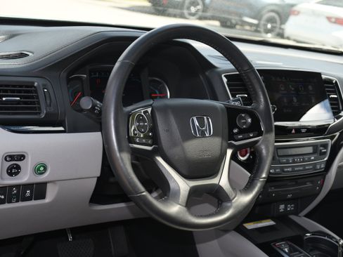 Used 2019 Honda Pilot Elite image 9