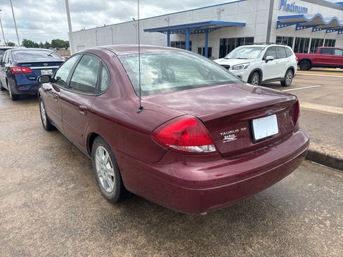 Used 2006 Ford Taurus SE image 5