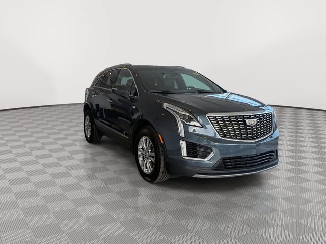 Certified 2020 Cadillac XT5 Premium Luxury w/ LPO, Floor Liner Package FWD image 3