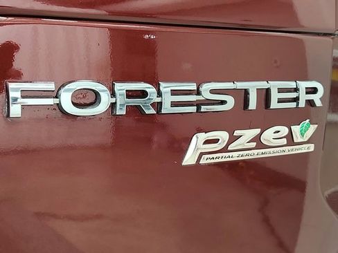 Used 2017 Subaru Forester 2.5i Limited w/ Popular Package #2 AWD/4WD image 34