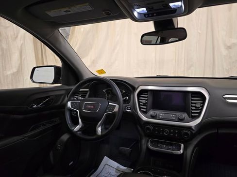 Used 2023 GMC Acadia SLT w/ Elevation Edition image 39