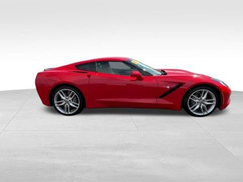 Used 2019 Chevrolet Corvette Stingray Coupe w/ 1LT RWD image 9