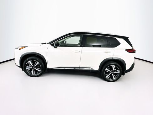 Used 2023 Nissan Rogue SL FWD image 4