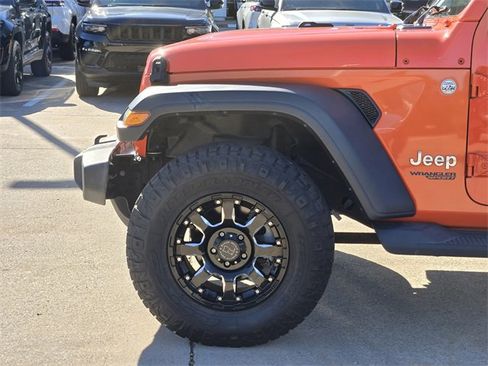 Used 2018 Jeep Wrangler Sport S image 8