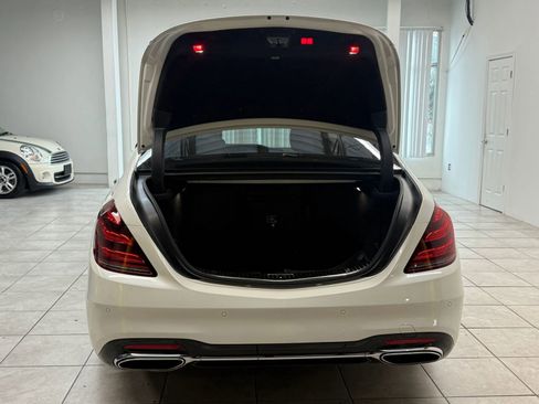 Used 2019 Mercedes-Benz S 560 Sedan image 18