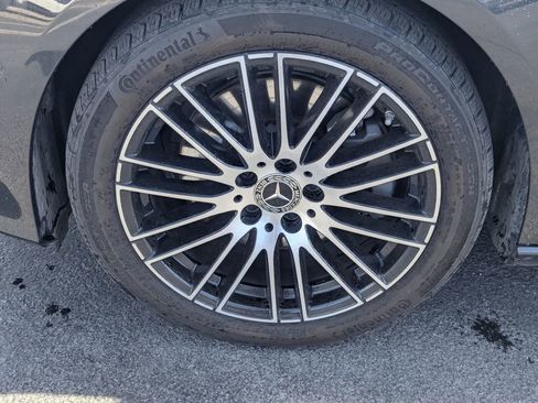 Used 2023 Mercedes-Benz C 300 Sedan image 13