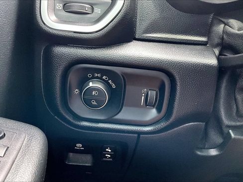 Used 2021 RAM 1500 Big Horn AWD/4WD image 26