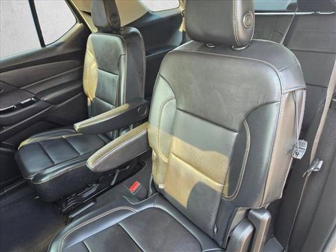 Used 2018 Chevrolet Traverse LT AWD/4WD image 19