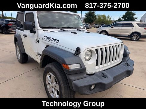 Used 2023 Jeep Wrangler Sport AWD/4WD image 5