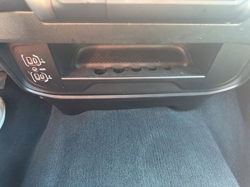 Used 2024 RAM 2500 Big Horn image 23