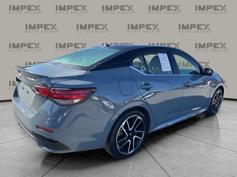 Used 2024 Nissan Sentra SR w/ SR Premium Package image 5