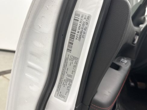 Used 2025 Dodge Durango R/T image 11