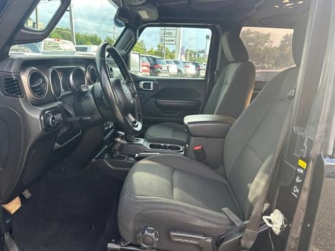 Used 2020 Jeep Wrangler Sport AWD/4WD image 13