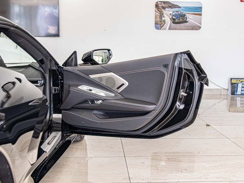Used 2023 Chevrolet Corvette Stingray Preferred Cpe w/ 2LT image 32