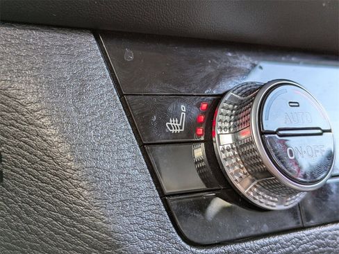 Used 2024 Mitsubishi Outlander SE image 24