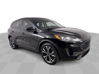 Used 2022 Ford Escape SE w/ SE Sport Appearance Package video 2