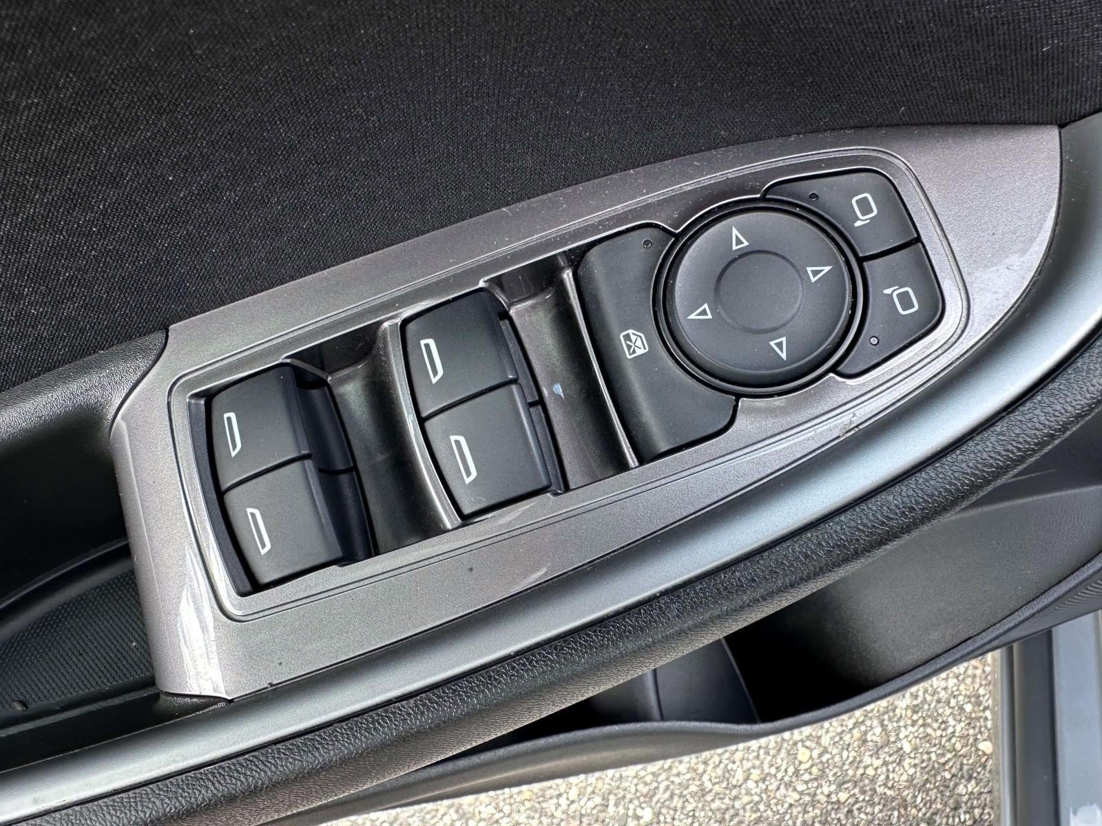 Used 2024 Chevrolet Malibu RS FWD image 9