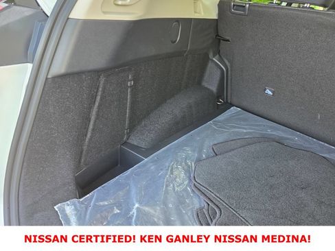 Certified 2026 Nissan Rogue SV AWD/4WD image 42