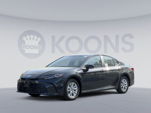 New 2026 Toyota Camry LE image 1