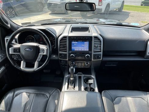 Used 2018 Ford F150 Platinum w/ Equipment Group 701A Luxury AWD/4WD image 15