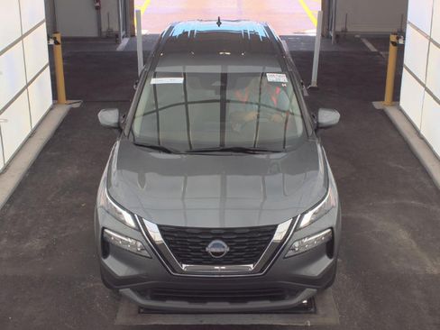Used 2023 Nissan Rogue SV FWD image 6