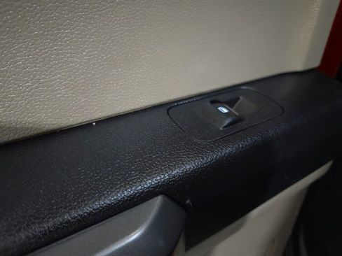 Used 2019 Ford F250 XLT w/ XLT Premium Package image 36