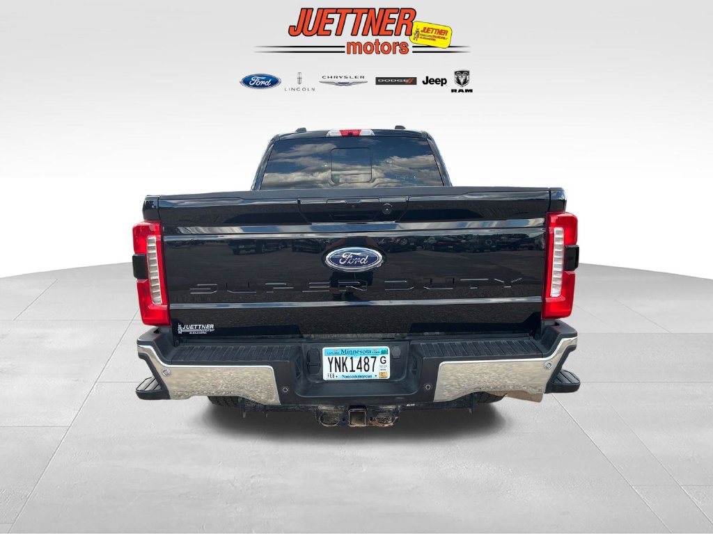 Used 2023 Ford F350 Lariat w/ Lariat Ultimate Package AWD/4WD image 4