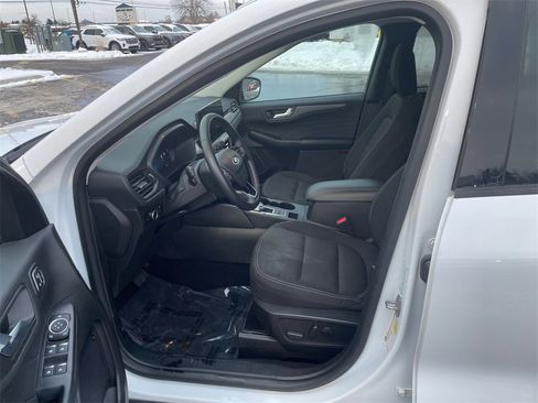 Used 2023 Ford Escape Active w/ Tech Pack #2 image 9