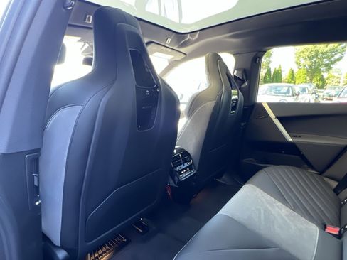 New 2026 BMW iX xDrive60 w/ M Sport Package image 23