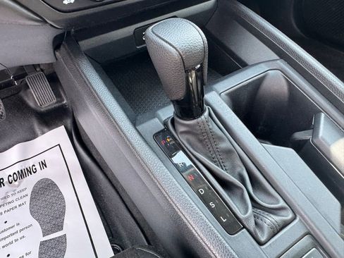 Used 2023 Honda Accord EX image 29