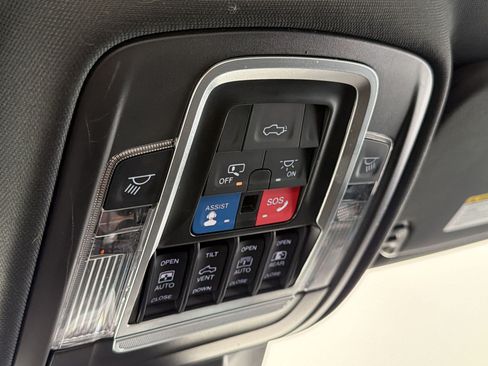 Used 2022 RAM 1500 Limited AWD/4WD image 20