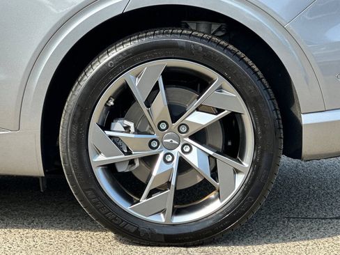 Used 2025 Genesis Electrified GV70 AWD/4WD image 34