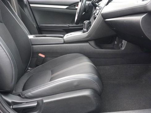 Used 2020 Honda Civic Sport image 25