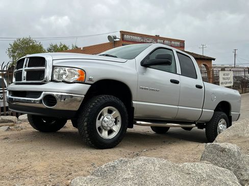 Used 2003 Dodge Ram 2500 Truck ST image 2