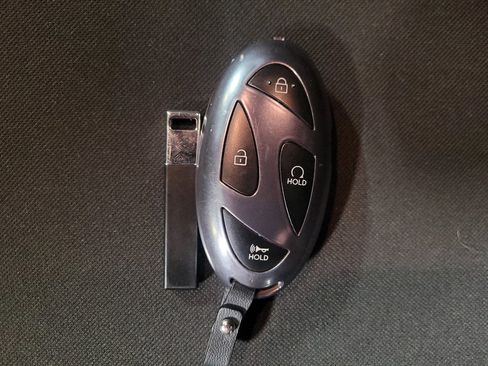 Used 2025 Hyundai Elantra SEL FWD image 32