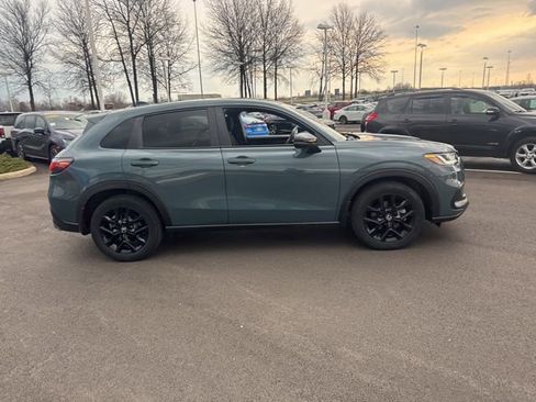 Used 2024 Honda HR-V Sport image 9