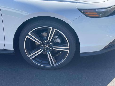 New 2026 Honda Accord Touring image 7