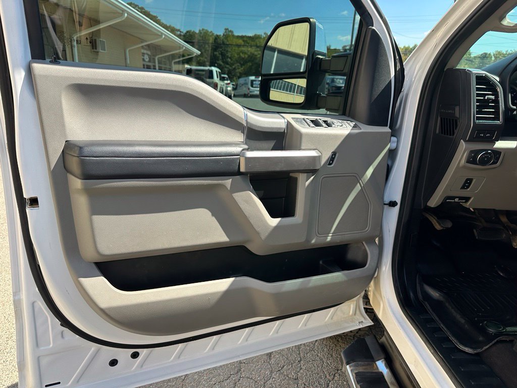 Used 2021 Ford F250 XLT w/ XLT Premium Package AWD/4WD image 16
