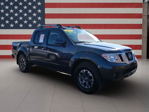 Used 2021 Nissan Frontier PRO-4X w/ Pro-4x Utility Package image 8