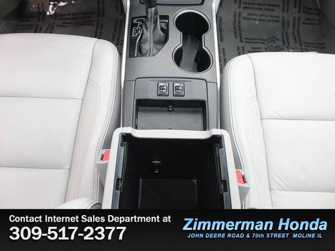 Used 2016 Toyota Camry XLE w/ Moonroof Package FWD image 16