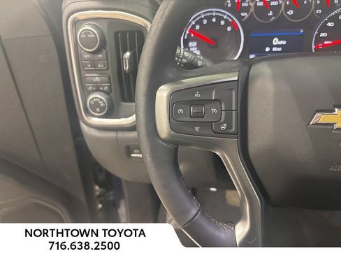 Used 2021 Chevrolet Silverado 1500 LT AWD/4WD image 20