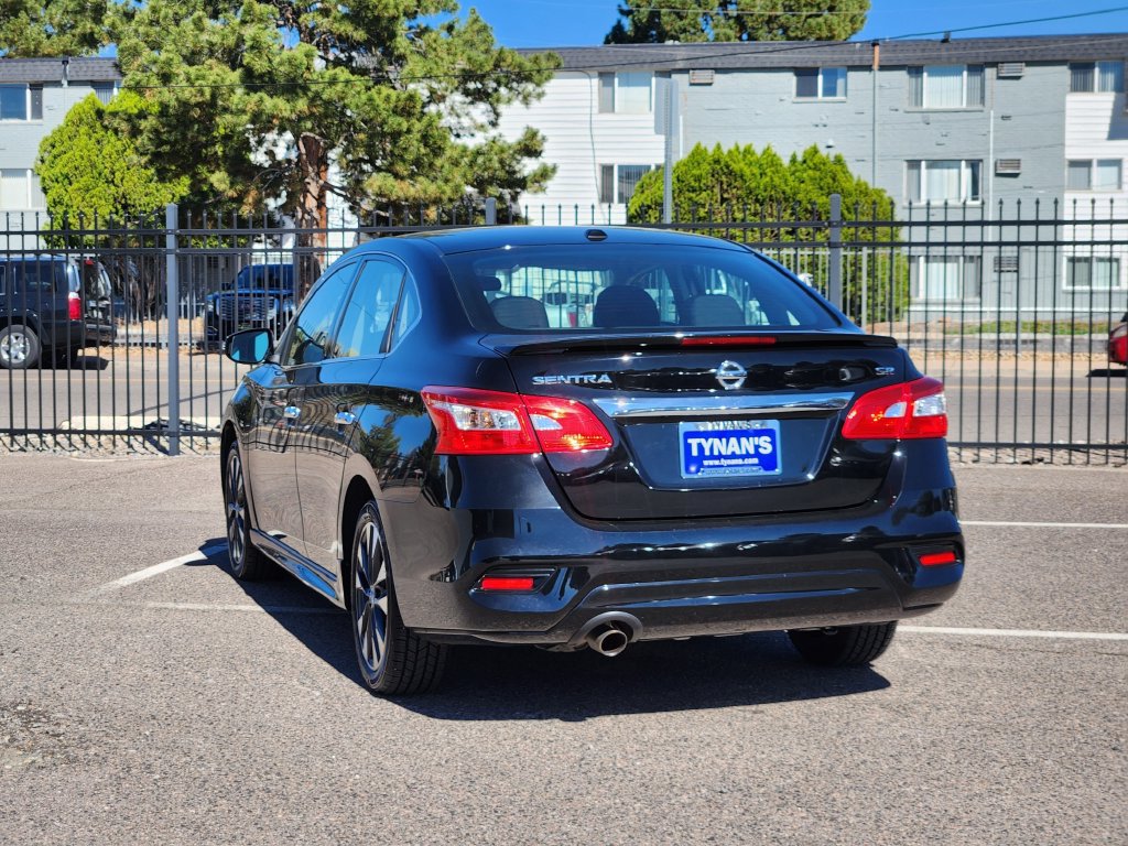 Certified 2017 Nissan Sentra SR FWD image 5