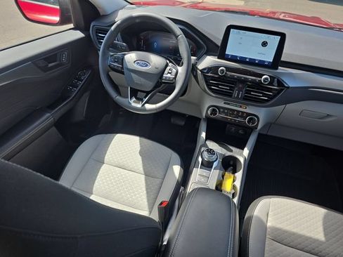 Certified 2023 Ford Escape Active w/ Cold Weather Package FWD image 31