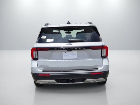 New 2026 Ford Explorer Active w/ Active Comfort Package RWD image 5