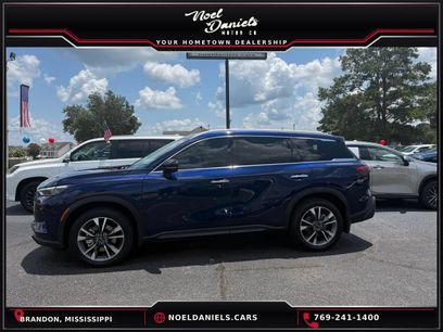 Used 2023 INFINITI QX60 Luxe w/ Cargo Package