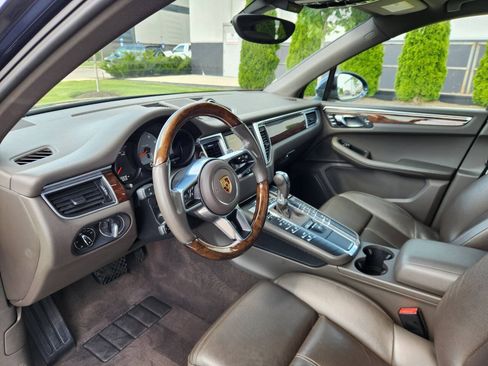 Used 2016 Porsche Macan S AWD/4WD image 12